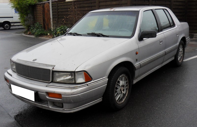 Chrysler Saratoga Gris clair 30 Berline Essence 1991