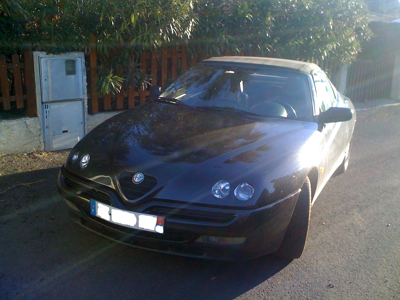 Alfa Romeo Spider 2.0 l twin spark Noir Essence occasion france de LANQUEDOC ROUSSILLON