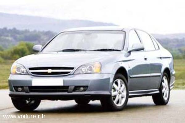 CHEVROLET EVANDA occasion Gris clair - 17456