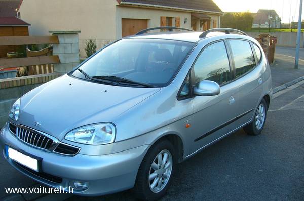 DAEWOO Rezzo CDX Monospace Gris clair 2001 Essence Voiture occasion de Particulier   7000 ?, annonce auto gratuite PICARDIE 80 - Somme villers-bretonneux