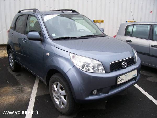 Daihatsu Terios Luxury 1.5L