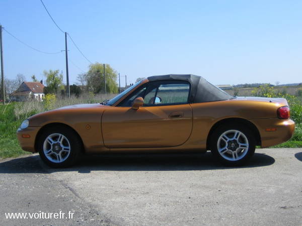 MAZDA MX-5 GOLD