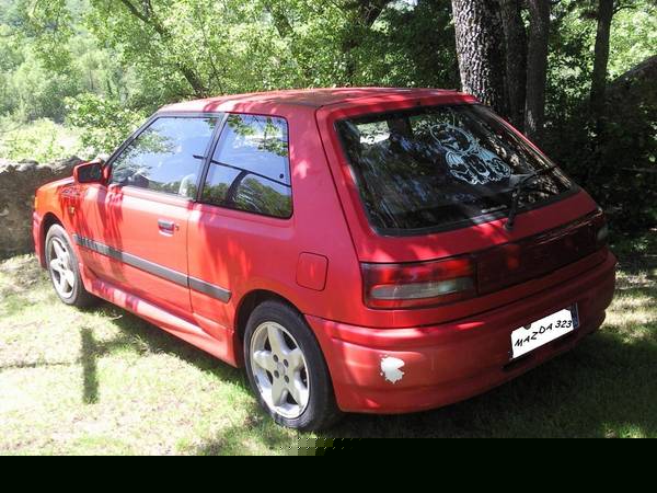 Mazda 323 16s
