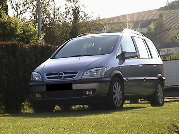 Opel Zafira 2.0 Gris clair Diesel occasion france de NORD PAS DE CALAIS