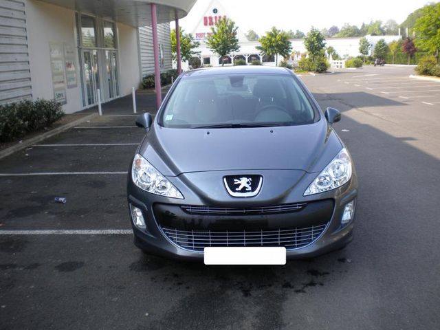 Peugeot 308 1.6 HDI 90 PREMIUM 5P Gris clair Diesel occasion france de AQUITAINE