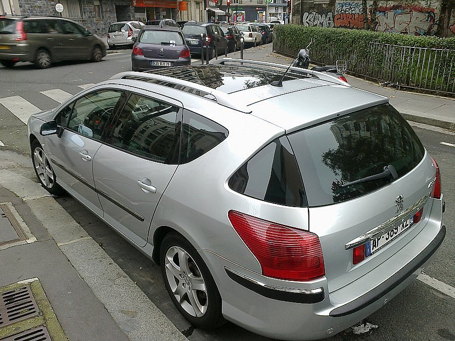 Peugeot 407 sw 2004 Gris clair Essence occasion france de CENTRE