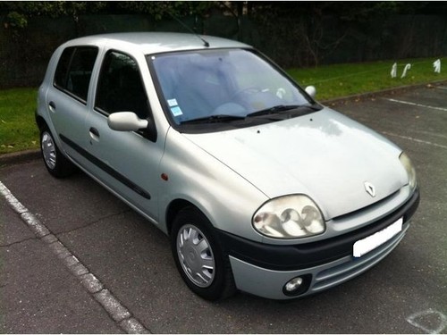 Renault Clio 2 Clio 2 1.9 Gris clair Diesel occasion france de MIDI PYRNES