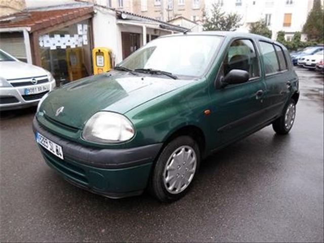 Renault Clio 2  Vert Essence occasion france de PAYS DE LA LOIRE