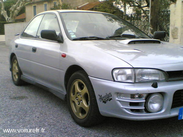 SUBARU Impreza occasion Gris clair - 9878