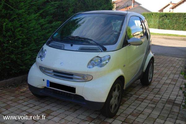 Smart ForTwo  Coup Blanc 2005 Essence Voiture occasion de Particulier   1000 ?, annonce auto gratuite ILE DE FRANCE 75 - Paris paris