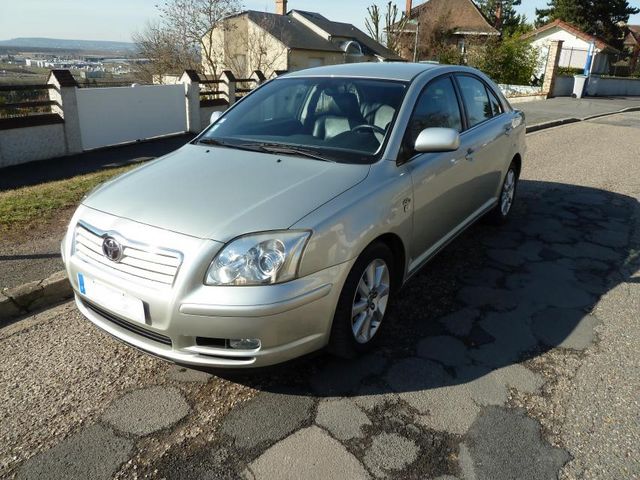 Toyota Avensis occasion Beige - 20382