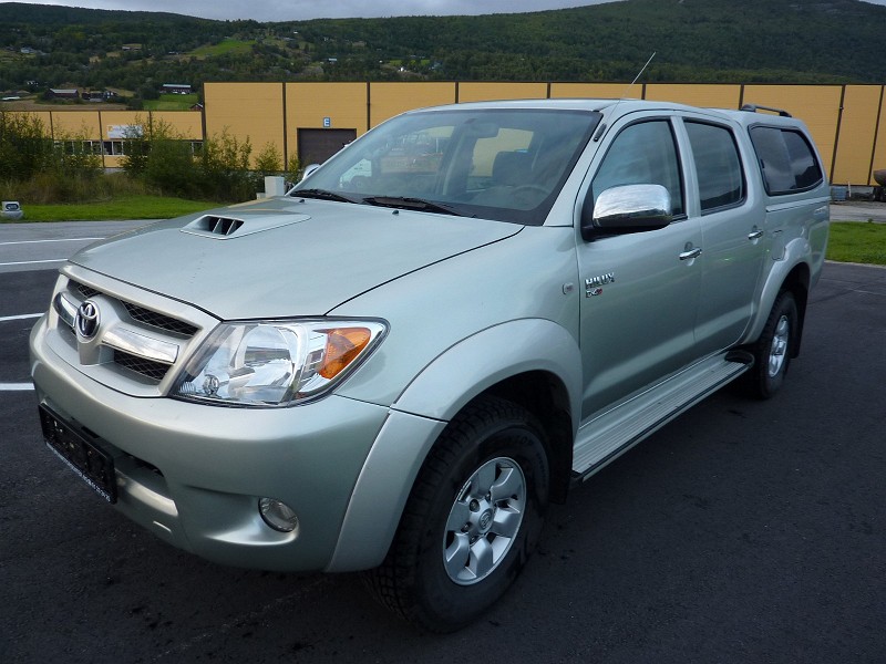 Toyota Hi Lux Pick-up 2.5 D DCab