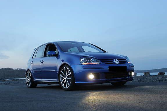 Volkswagen Golf R 32 Bleu Essence occasion france de LANQUEDOC ROUSSILLON