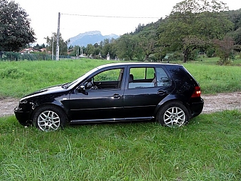 Volkswagen Golf GOLF 4 TDI 130ch Carat Tiptron Noir Diesel occasion france de CENTRE