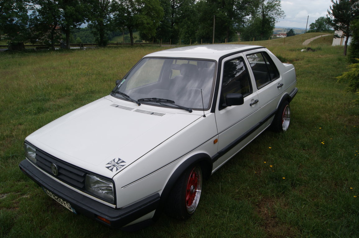 Volkswagen Jetta s Blanc Essence occasion france de AUVERGNE