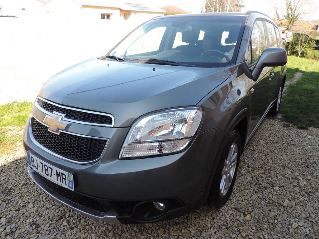 Chevrolet Orlando occasion Gris clair - 27424