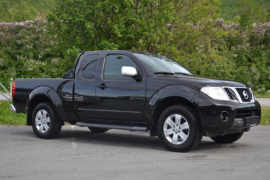 Nissan Navara occasion Noir - 37356