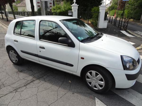 Renault Clio Renault Clio ii Blanche Diesel occasion france de AQUITAINE