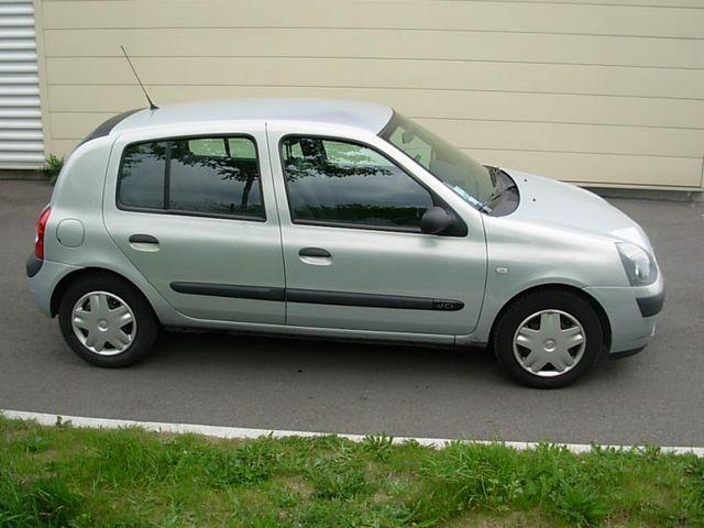 Renault Clio 2 occasion Gris clair - 20217