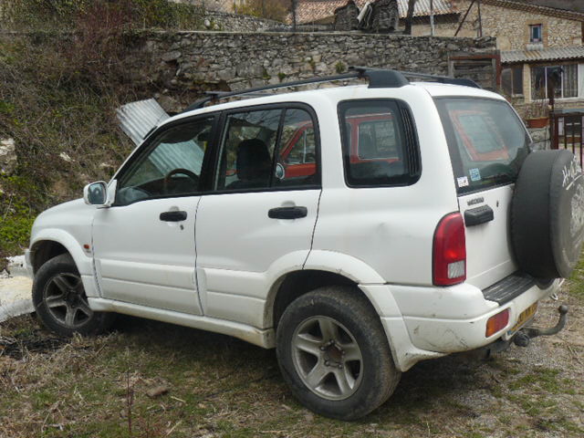 Suzuki Grand vitara occasion Blanche - 37541